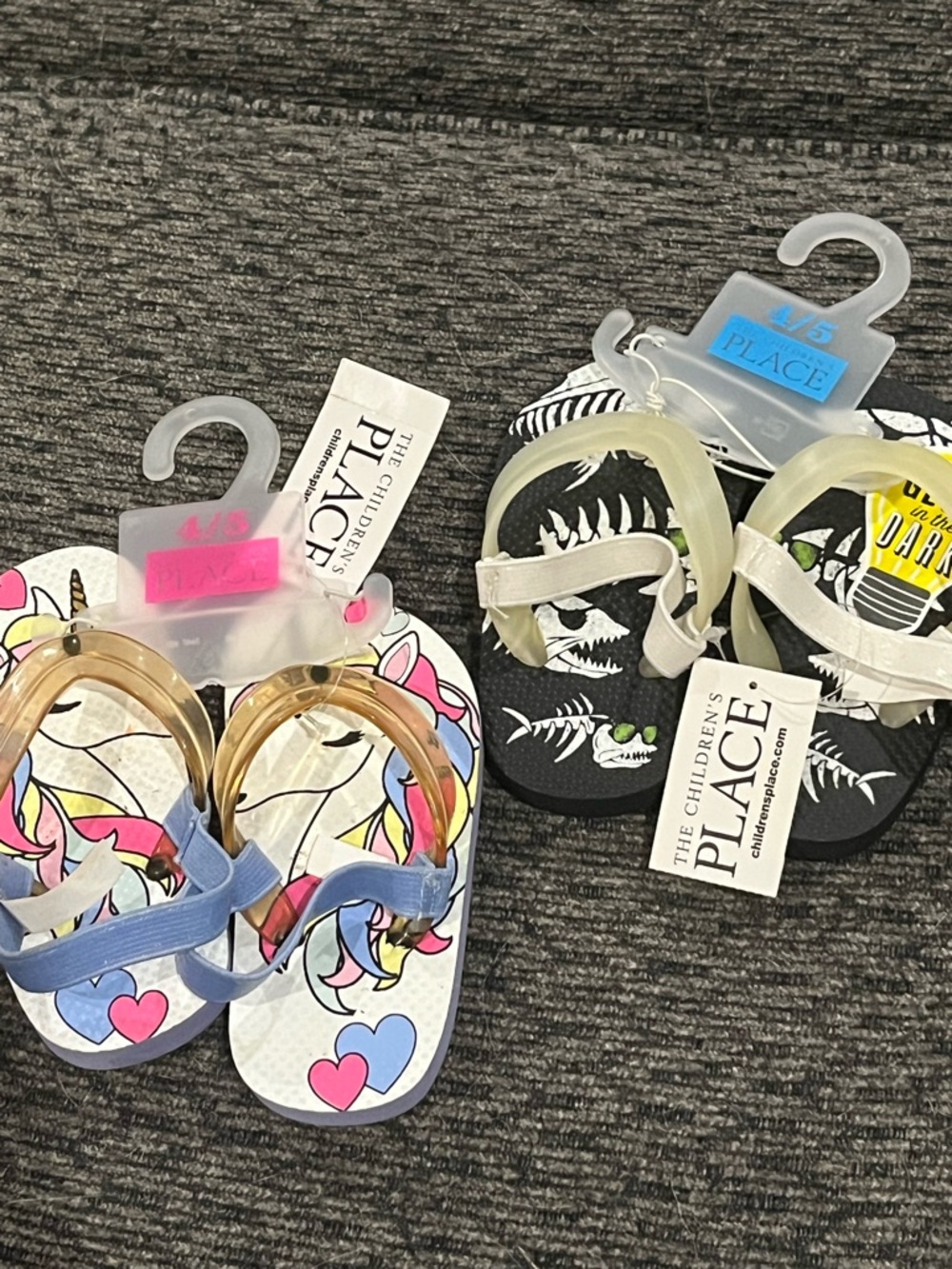 The Children's Place Kids' Unicorn Flip Flop Sandals - Multicolor 2 pair 4/5